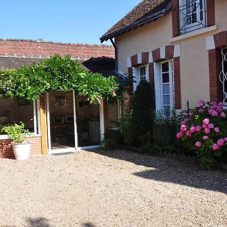 La Petite Tuilerie Hotel Villefranche-sur-Cher Luaran gambar